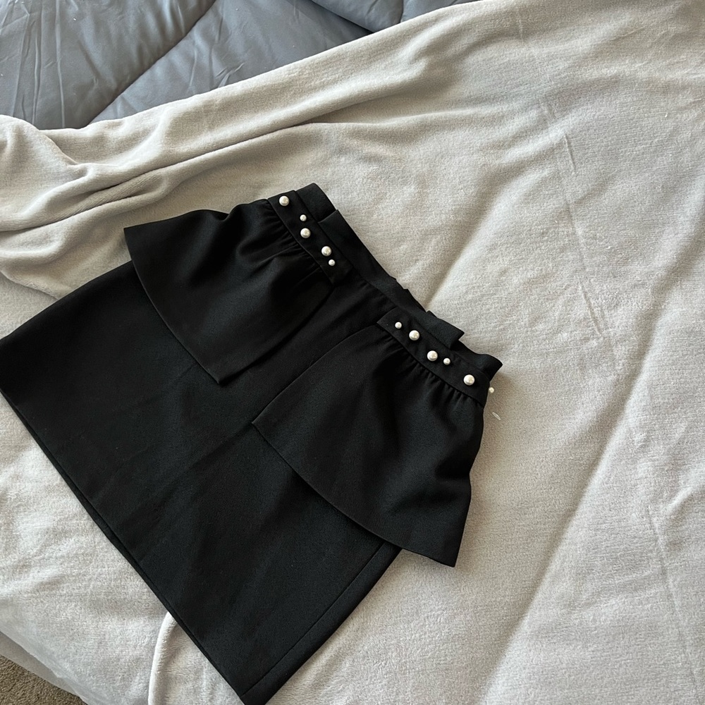 Brand new Zara mini skirt